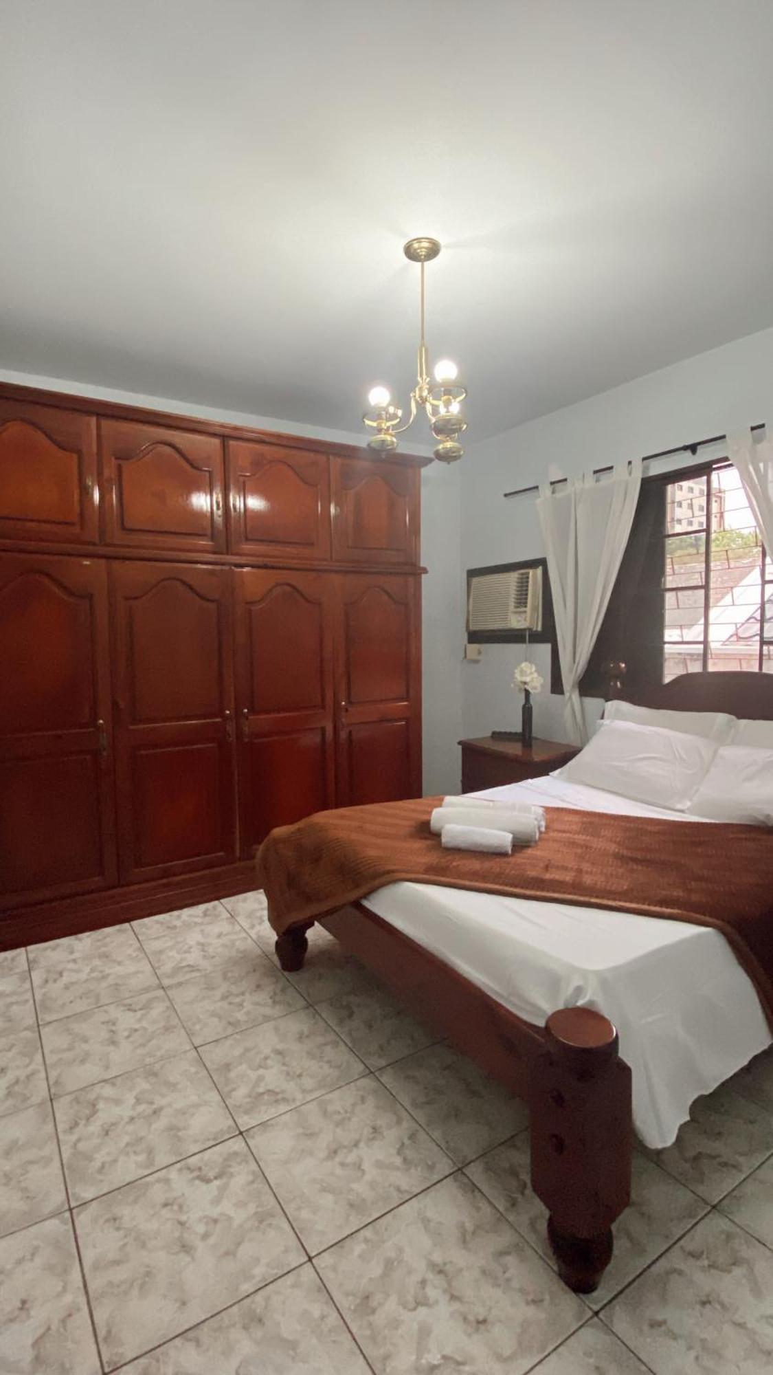 Triana Guest House Foz do Iguaçu Esterno foto