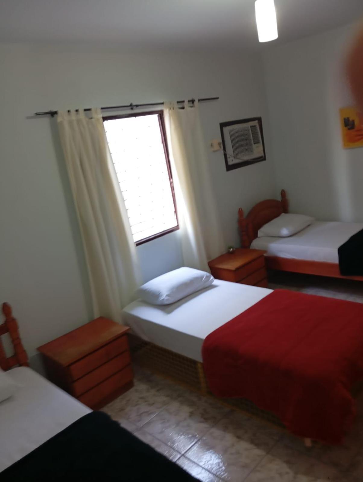 Triana Guest House Foz do Iguaçu Esterno foto